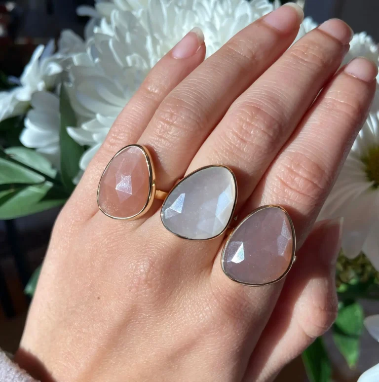 Peach Moonstone Spiritual Meaning: Unveiling its Power and Healing Effect